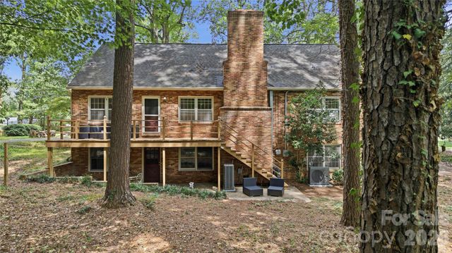 604 Whittington Place, Statesville, NC 28677