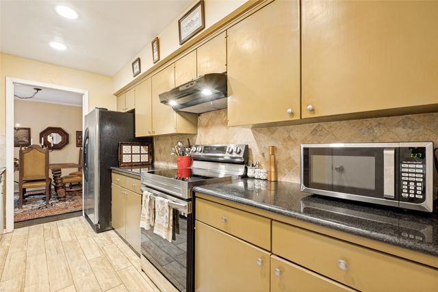 4933 Skillman Street 151, Dallas, TX 75206