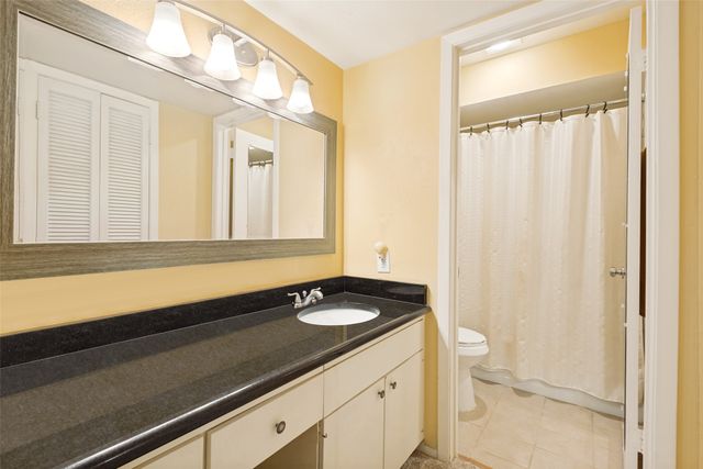4933 Skillman Street 151, Dallas, TX 75206