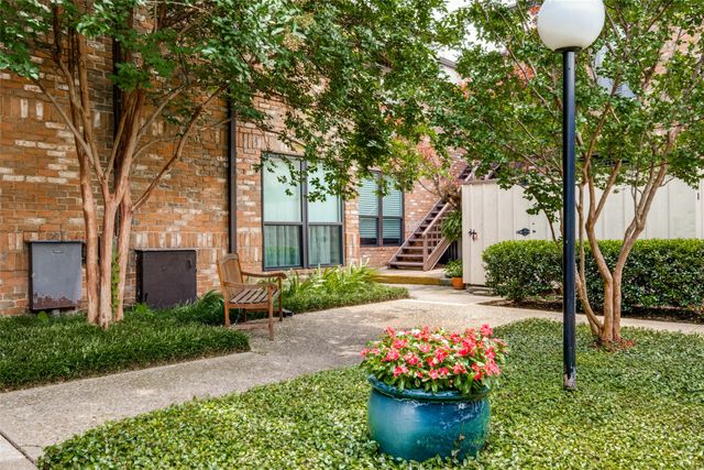 4933 Skillman Street 151, Dallas, TX 75206