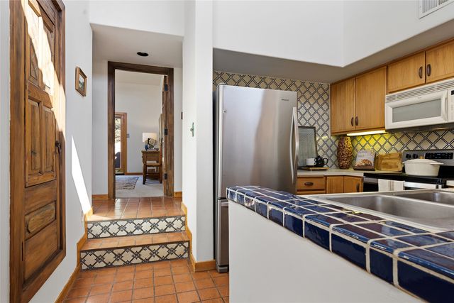 33 Mesa Encantado 236, Santa Fe, NM 87506