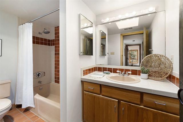 33 Mesa Encantado 236, Santa Fe, NM 87506