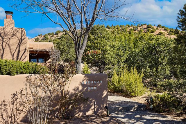 33 Mesa Encantado 236, Santa Fe, NM 87506