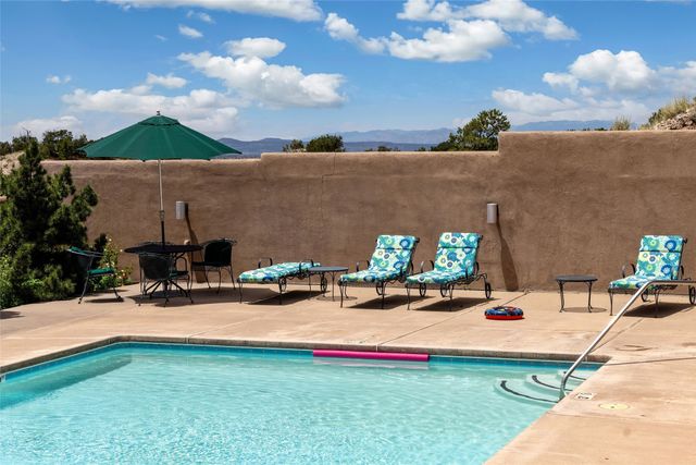 33 Mesa Encantado 236, Santa Fe, NM 87506