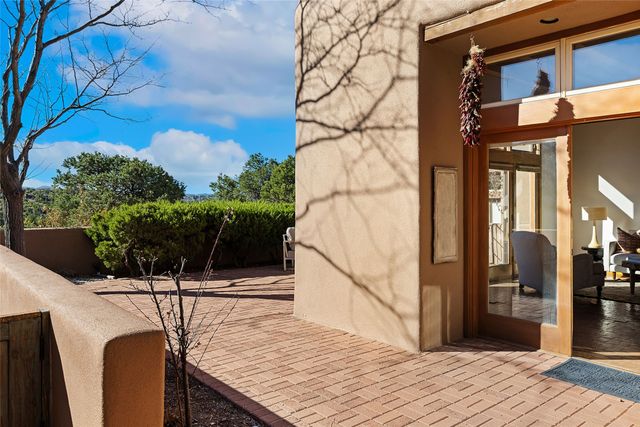 33 Mesa Encantado 236, Santa Fe, NM 87506