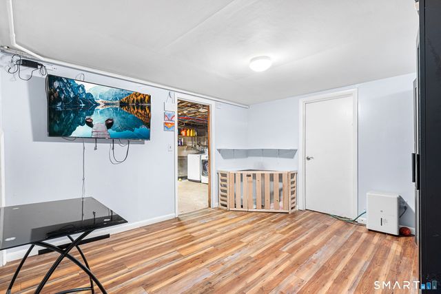 12 Sention Avenue, Norwalk, CT 06850