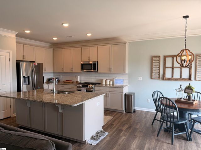 429 Basalt Court, Easley, SC 29642