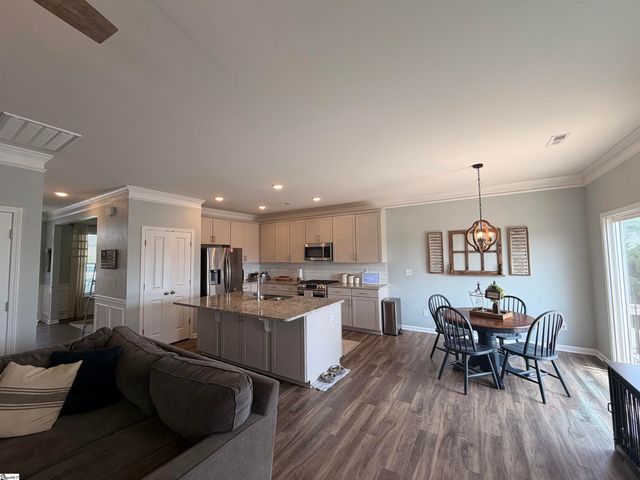 429 Basalt Court, Easley, SC 29642