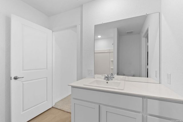 1427 Neria Loop, San Antonio, TX 78224