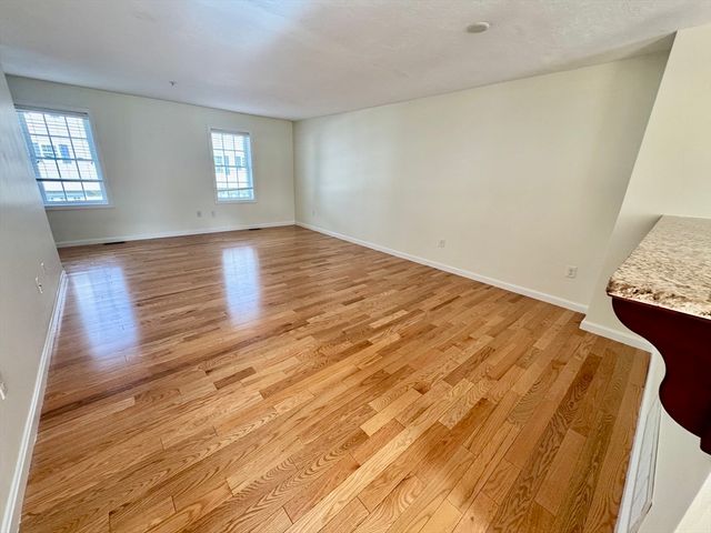 80 Rogers St 503, Lowell, MA 01852