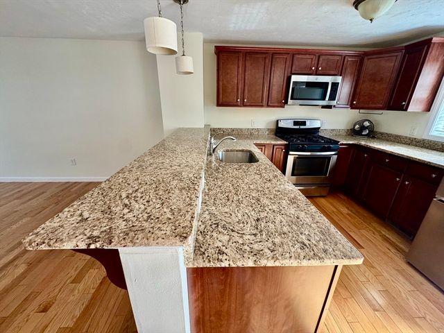 80 Rogers St 503, Lowell, MA 01852