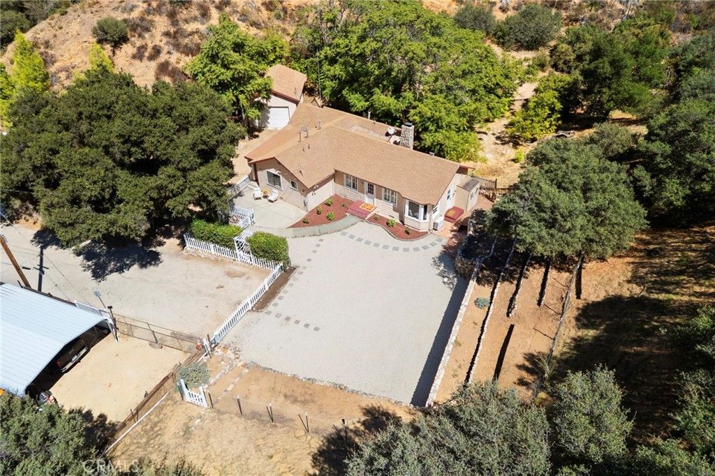 33300 Eastern, Agua Dulce, CA 91390 — photo 2
