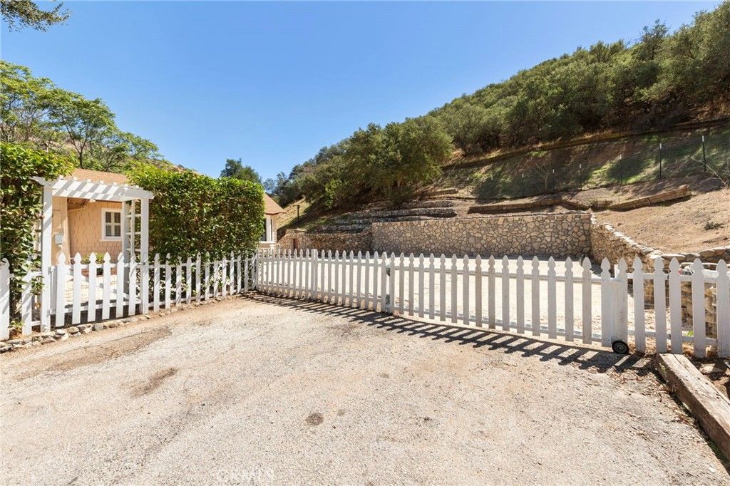 33300 Eastern, Agua Dulce, CA 91390 — photo 5
