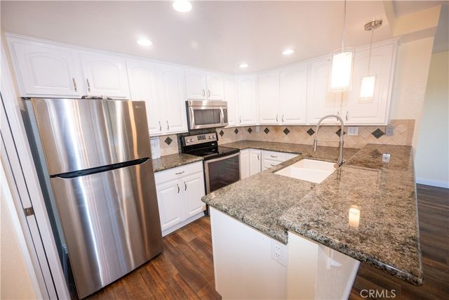 4205 Apricot, Irvine, CA 92618