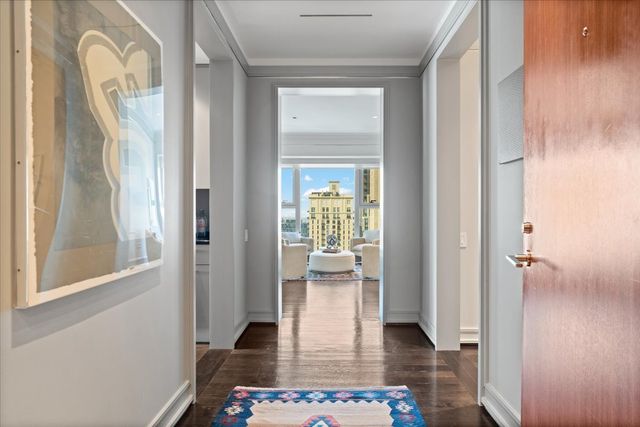 77 E WALTON Street 25D, Chicago, IL 60611