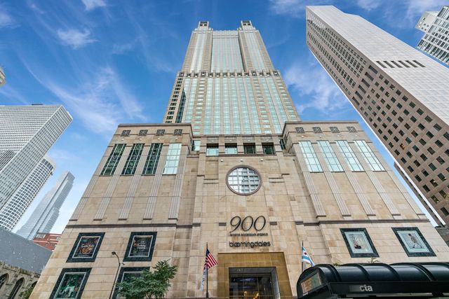 77 E WALTON Street 25D, Chicago, IL 60611