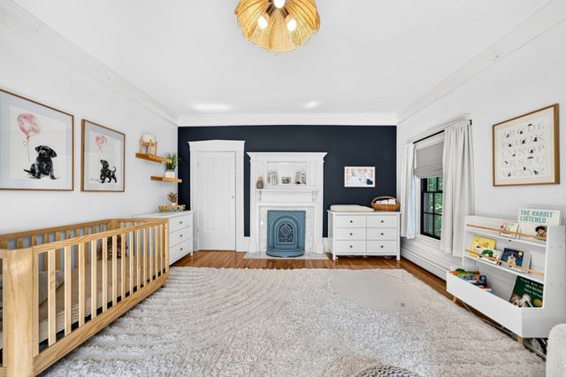 18 Broad St, Newburyport, MA 01950
