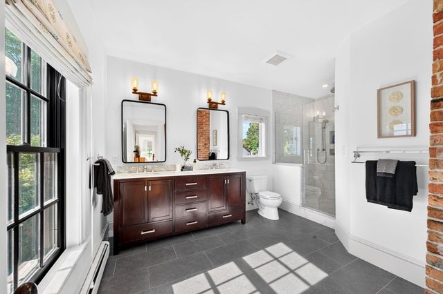18 Broad St, Newburyport, MA 01950