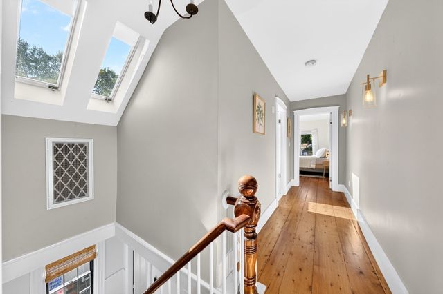 18 Broad St, Newburyport, MA 01950