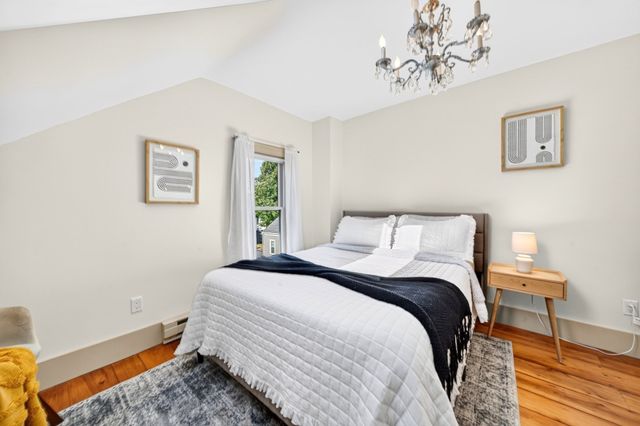 18 Broad St, Newburyport, MA 01950