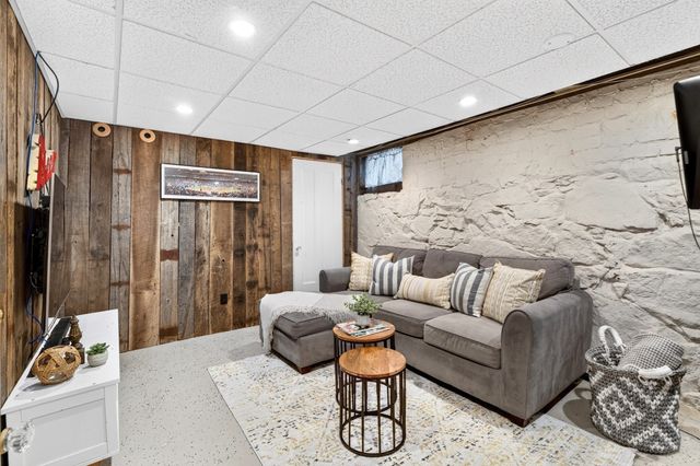18 Broad St, Newburyport, MA 01950