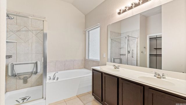 6026 Cielo Rnch, San Antonio, TX 78218