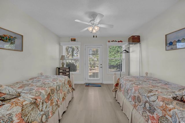 404 Sunset Oaks Ln., Sunset Beach, NC 28468