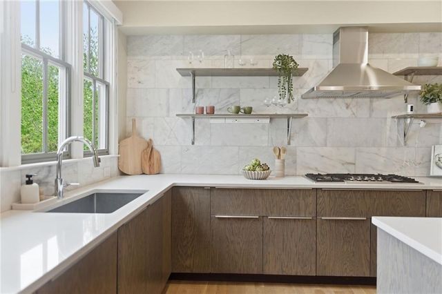 1092 Kirkwood Avenue SE, Atlanta, GA 30316