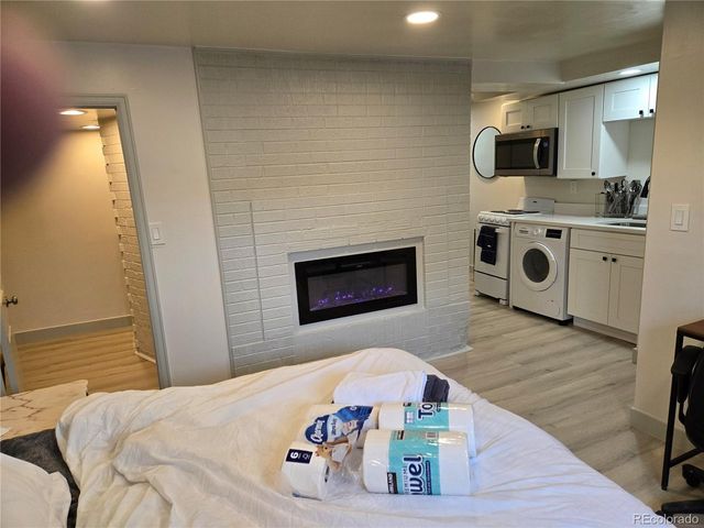 5005 W 1st Ave, Denver, CO 80219