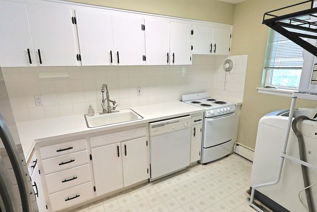 250 N RAYMOND Rd, Spokane Valley, WA 99206