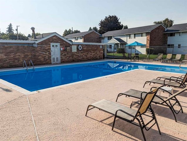 250 N RAYMOND Rd, Spokane Valley, WA 99206