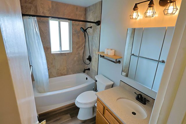 250 N RAYMOND Rd, Spokane Valley, WA 99206