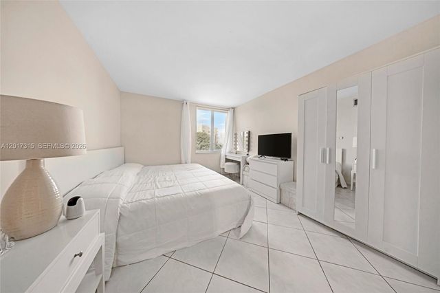 250 180th Dr 352, Sunny Isles Beach, FL 33160