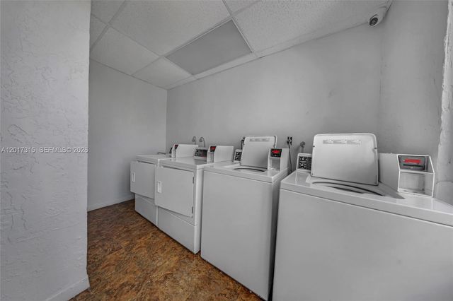 250 180th Dr 352, Sunny Isles Beach, FL 33160