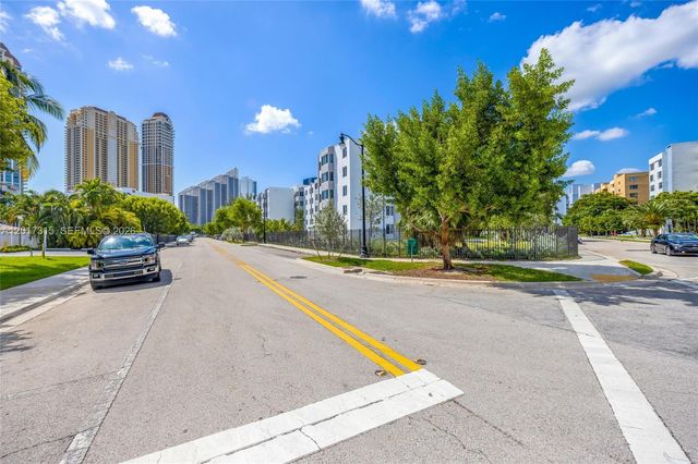 250 180th Dr 352, Sunny Isles Beach, FL 33160