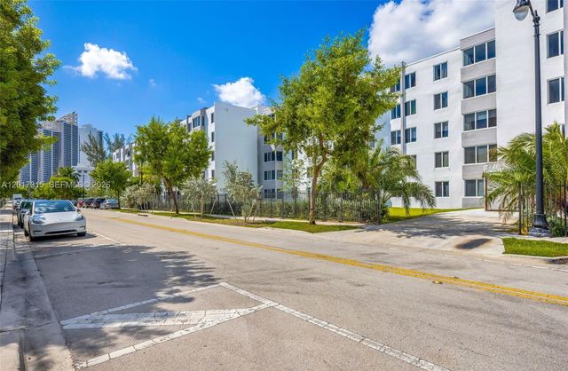 250 180th Dr 352, Sunny Isles Beach, FL 33160