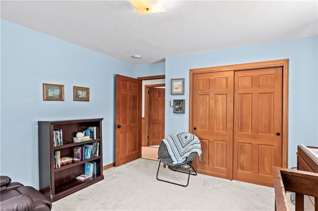 6605 Harrell Drive, Pfafftown, NC 27040