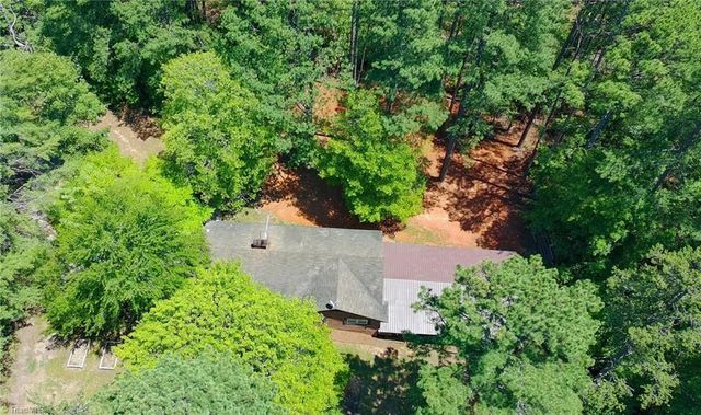 6605 Harrell Drive, Pfafftown, NC 27040