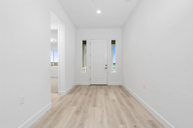 6522 W Galileo Drive Lot1032, Visalia, CA 93277