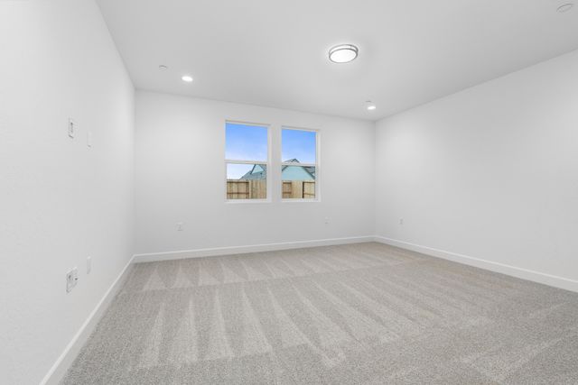 6522 W Galileo Drive Lot1032, Visalia, CA 93277