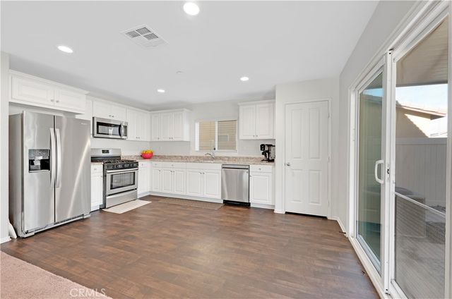 29382 Marblewood Court, Winchester, CA 92596