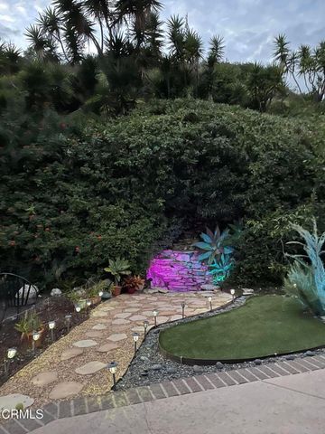 1231 Las Lomas Place, Pacific Palisades, CA 90272
