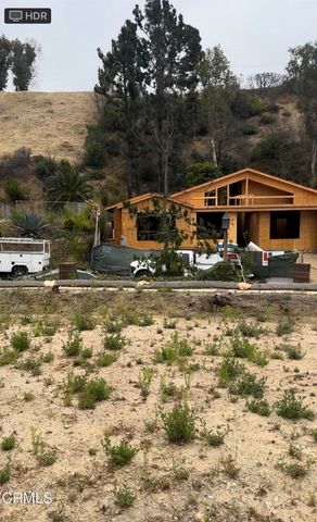 1231 Las Lomas Place, Pacific Palisades, CA 90272