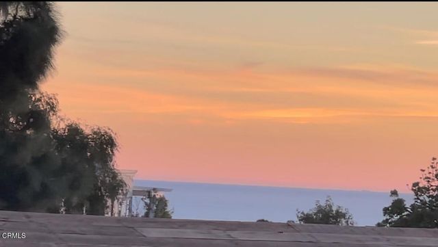 1231 Las Lomas Place, Pacific Palisades, CA 90272