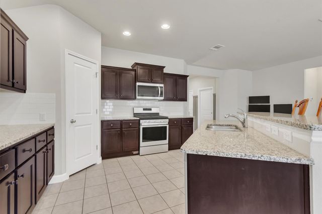 124 Sage Meadows DR, San Marcos, TX 78666