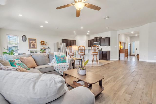 124 Sage Meadows DR, San Marcos, TX 78666