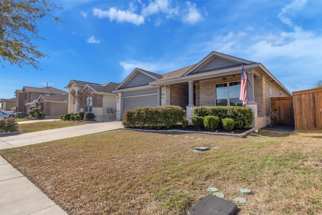 124 Sage Meadows DR, San Marcos, TX 78666