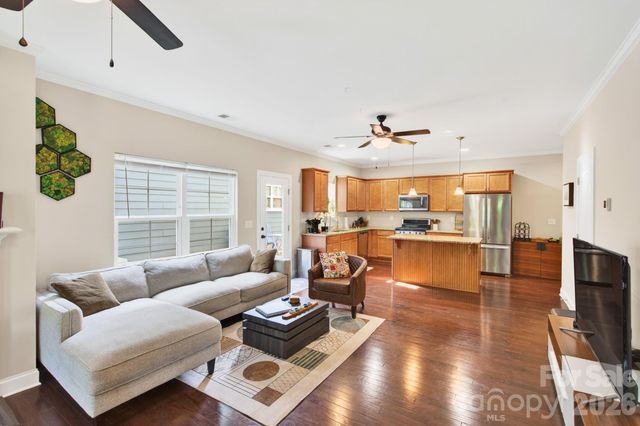 7544 Fairway Villa Circle, Denver, NC 28037