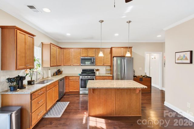 7544 Fairway Villa Circle, Denver, NC 28037