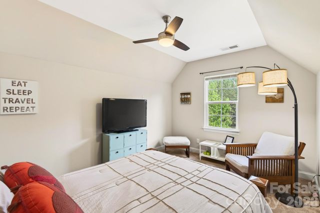 7544 Fairway Villa Circle, Denver, NC 28037